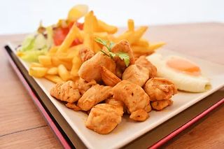 Plato De Pechuga De Pollo Marinada