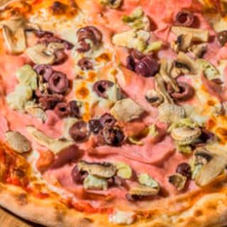 Pizza Caprichosa