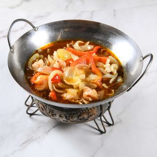 67 - Gamberi e calamari piccanti al wok