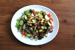 Salata sa tofu sirom