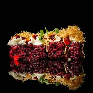 B4 Black ebiten roll