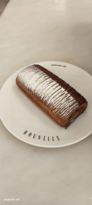 CROISSANT APPLE STRUDEL