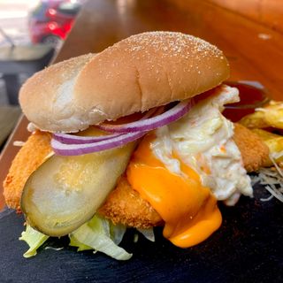 Burger Snitel Crocant Pui