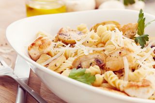 Pasta Chicken Alfredo