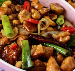Thai chicken cashews nuts (frango)