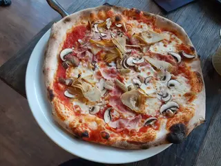 Victoria pizza