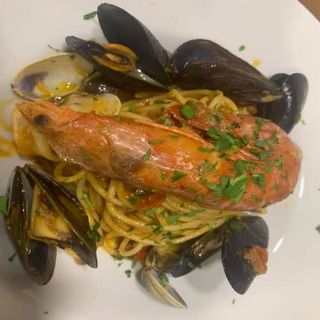 Fettuccini Al Frutti Di Mare