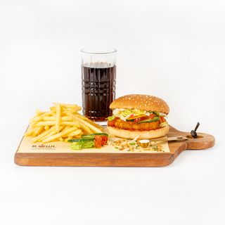 MENIU CRISPY GREEN BURGER