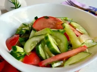 Деревенский салат из помидор  (250г)