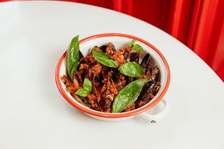 Mejillon De Las Rias Con Salsa De Tomate Picante