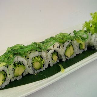 Uramaki wakame roll 8pz