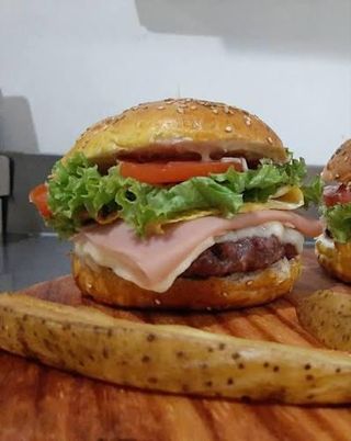 Burger Criolla