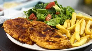 Grilled Chicken With Chips