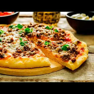 Pizza De Ternera