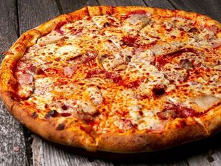 Піца М'ясна (500g)