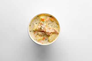 Supă Lohikeitto cu somon