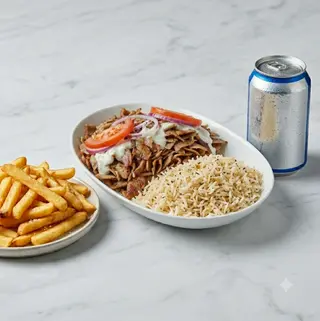 Piatto con kebab riso