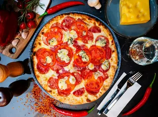 Pizza Salami Ø 32cm