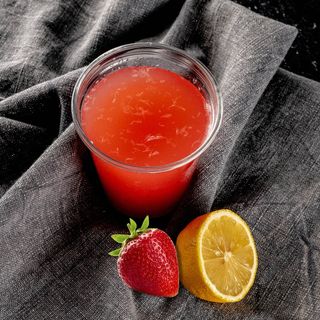 Limonada de casa cu capsuni 300ml