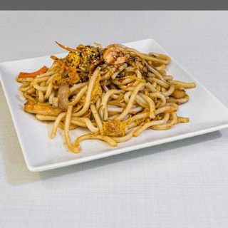 53. Yakiudon Udón 乌冬面