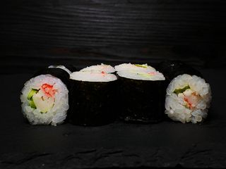 Макі рол з сніжним крабом (110г)