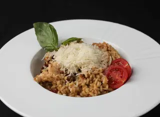 Ризото с пиле и сушени домати (360 гр)