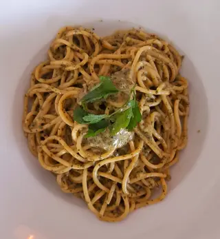 Spaghetti Con Salsa Pesto