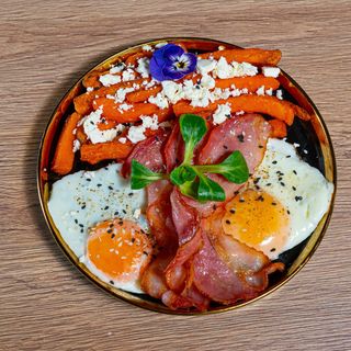 Sweet Potatoes & Eggs , Bacon
