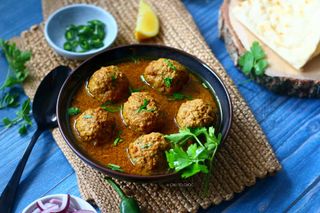 76 Beef kofta karahi