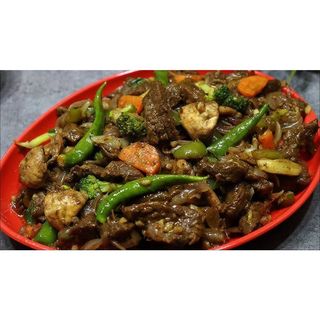 Beef onions and green chilli