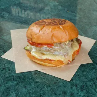 La Triple