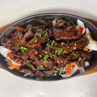 312 Ternera Con Salsa Pimienta Negra