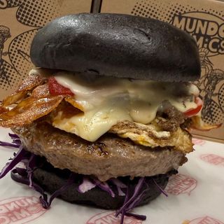 Hamburguesa Black Panther