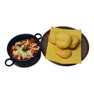 Polpette al sugo con mini montanare fritte