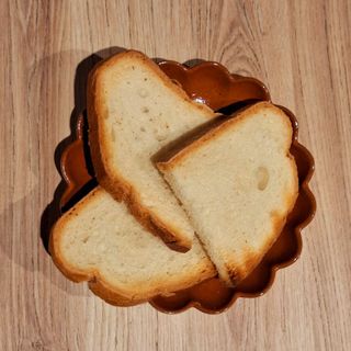 Pane tostato a fette