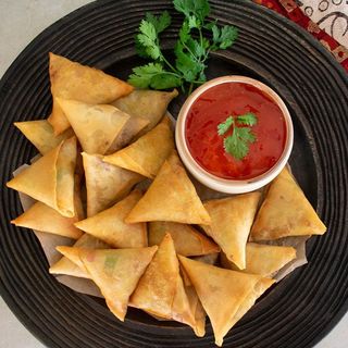 Rasion de Samosa de Pollo (3 uds.) 