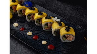 California pieczony łosoś okładana mango 8 szt.