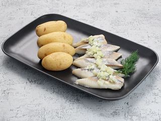Śledź małosolny Малосольний оселедець з картоплею (350g)