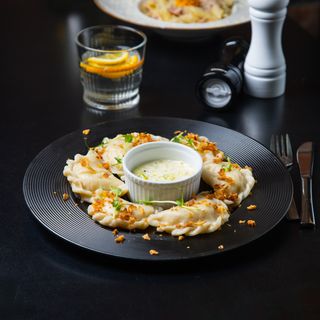 Pierogi z ziemniakami i twarogiem (6szt, 350g)