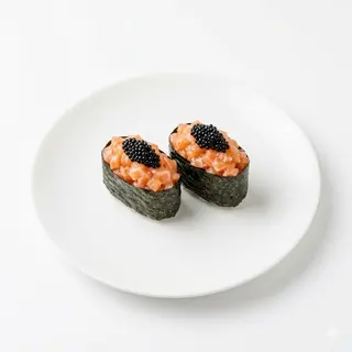 Gunkan de Salmón con Caviar
