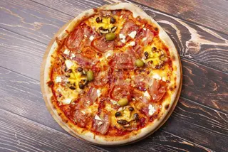 Capone pizza special 32cm + Coca cola 0.33