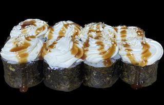 Сенсей ролл с лососем 