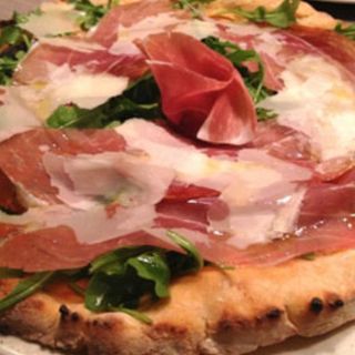 PIZZA PROSCIUTTO CRUDO 