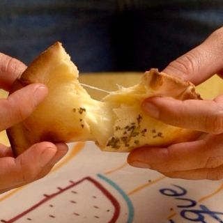 Empanada De Tres Quesos