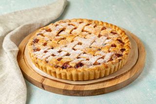 Pie With Apples Classical/პეროგი კლასიკური ვაშლით
