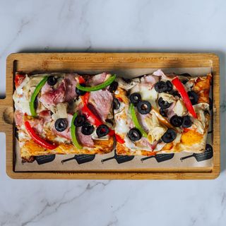 Pizza Capricciosa (1 persoana)