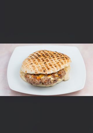 Juneća pljeskavica 300g