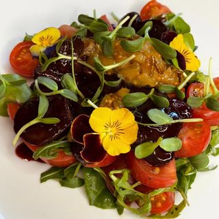 Салат з курячою печінкою та конфетюром, 330 г