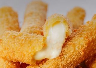 Ración De Palitos De Queso Fritos (5 Uds.)