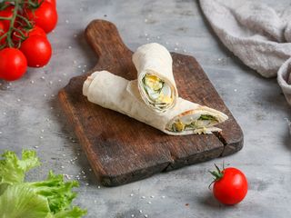 Լավաշով ձվով ռոլլ